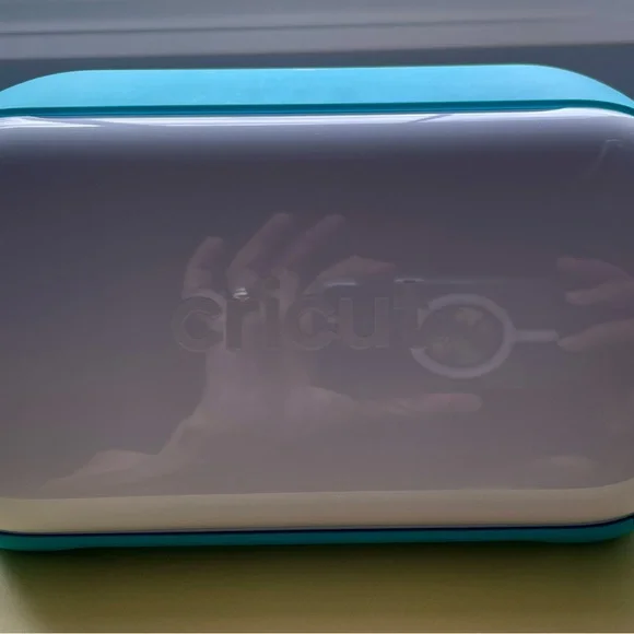 Cricut Joy in Teal and White - Picture 1 of 4